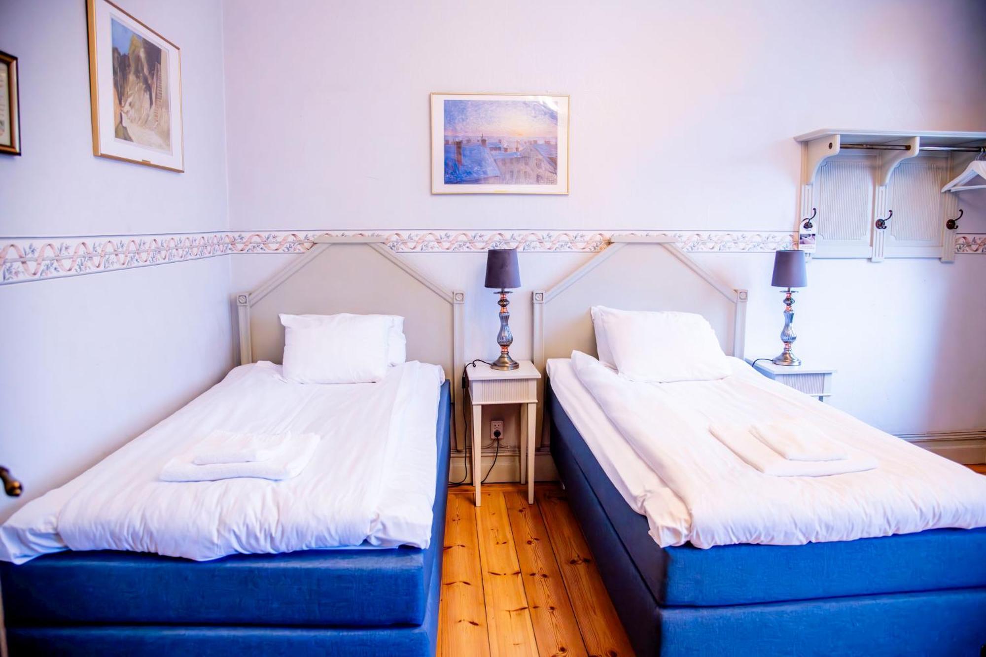 Park Hotel Linkoeping Fawlty Towers Habitación foto